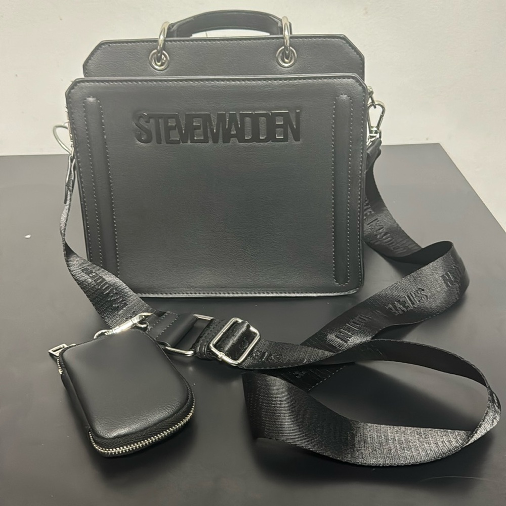Steve Madden crossbody bag